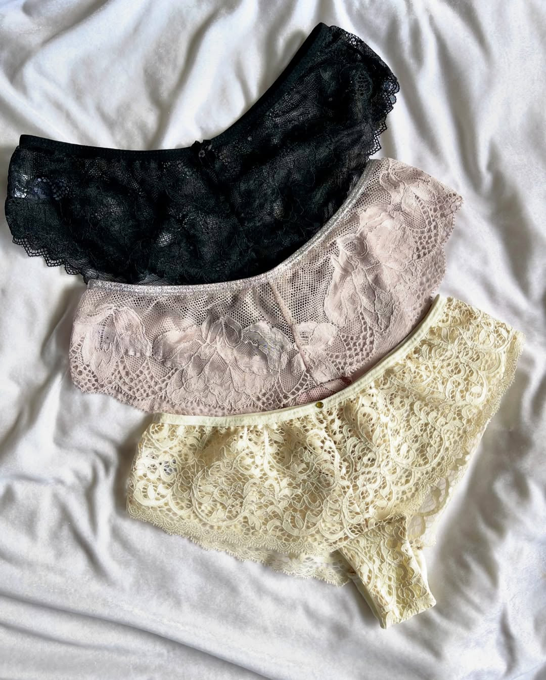 👙✨ Panties tipo culotte de encaje y licra 💖
