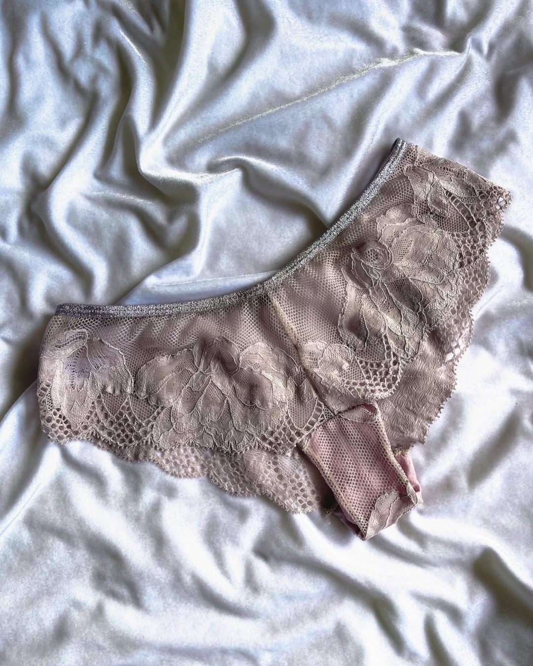 👙✨ Panties tipo culotte de encaje y licra 💖